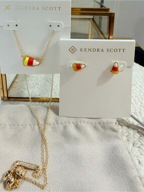 NEW ✨ Kendra Scott Candy Corn Magnesite Gold Pendant & Earring Set & KS Dust Bag